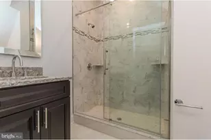 225 W Girard Ave, Philadelphia, PA 19123 - Photo 11