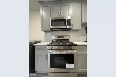 910 Arch Street #2M, Philadelphia, PA 19107 - Photo 5