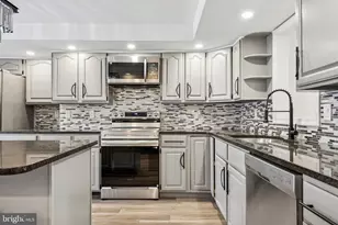 15014 Theresa Dr, Philadelphia, PA 19116 - Photo 3