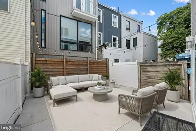 1124 E Dunton Street, Philadelphia, PA 19123 - Photo 9