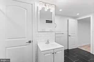 1214 S 49th St, Philadelphia, PA 19143 - Photo 25