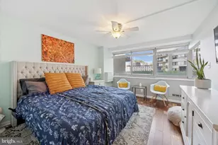 2401 Pennsylvania Ave, Philadelphia, PA 19130 - Photo 13