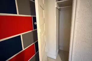 1317 McFerran St, Philadelphia, PA 19140 - Photo 11