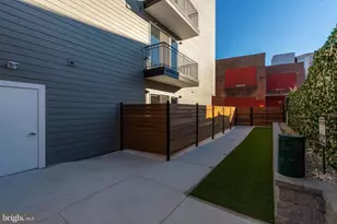 710 N 16th St, Philadelphia, PA 19130 - Photo 17