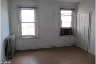 2064 E Allegheny Avenue, Philadelphia, PA 19134 - Photo 11