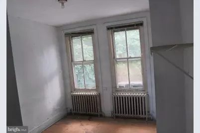 2064 E Allegheny Avenue, Philadelphia, PA 19134 - Photo 15