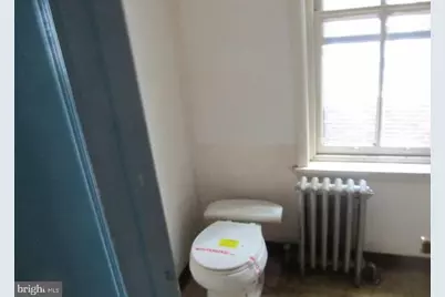 2064 E Allegheny Avenue, Philadelphia, PA 19134 - Photo 17