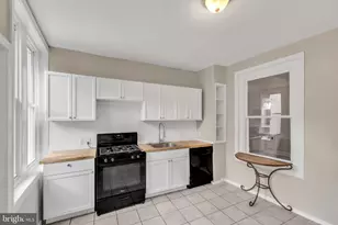 4413 Baker St, Philadelphia, PA 19127 - Photo 7