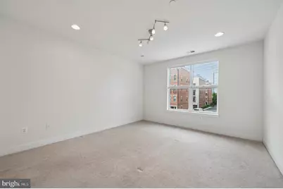 600 S 24th Street #203, Philadelphia, PA 19146 - Photo 11