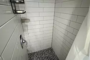 1055 Tyson Ave, Philadelphia, PA 19111 - Photo 9