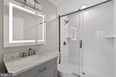 102 Church Street #306, Philadelphia, PA 19106 - Photo 15