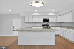 102 Church St, Philadelphia, PA 19106 - Photo 7