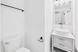 1320 S Grove St, Philadelphia, PA 19146 - Photo 3