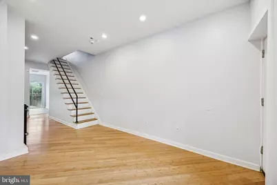 2037 E Arizona Street, Philadelphia, PA 19125 - Photo 11