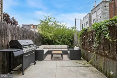2037 E Arizona Street, Philadelphia, PA 19125 - Photo 9
