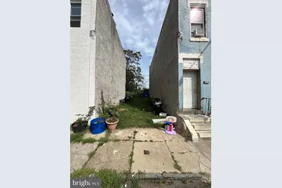 711 W Atlantic Street, Philadelphia, PA 19140 - Photo 1