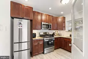 2354 E Tucker St, Philadelphia, PA 19125 - Photo 3