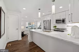 753 N 20th St, Philadelphia, PA 19130 - Photo 5