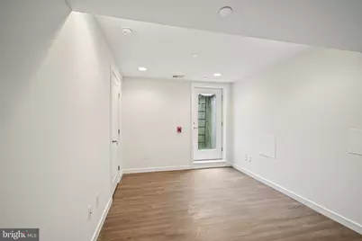 753 N 20th Street #1, Philadelphia, PA 19130 - Photo 25