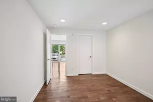 753 N 20th St, Philadelphia, PA 19130 - Photo 9