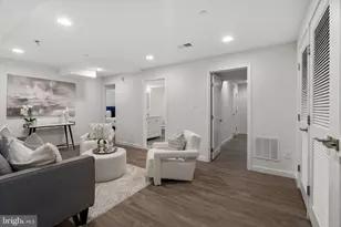 753 N 20th St, Philadelphia, PA 19130 - Photo 17
