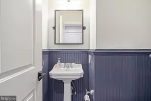 2545 S Warnock St, Philadelphia, PA 19148 - Photo 5