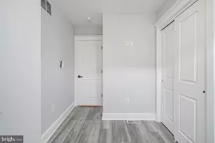 2545 S Warnock St, Philadelphia, PA 19148 - Photo 25