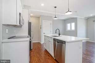 1710 Cambridge St, Philadelphia, PA 19130 - Photo 3