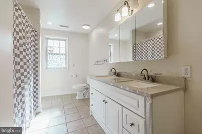 207 Moore Street, Philadelphia, PA 19148 - Photo 9