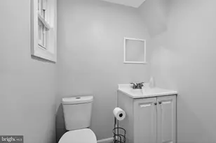 1344 Narragansett St, Philadelphia, PA 19138 - Photo 17