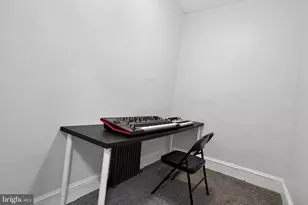 1344 Narragansett St, Philadelphia, PA 19138 - Photo 23