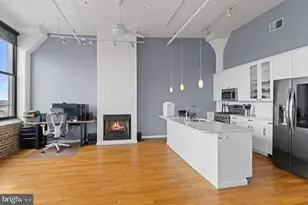 314 N 12th St, Philadelphia, PA 19107 - Photo 9