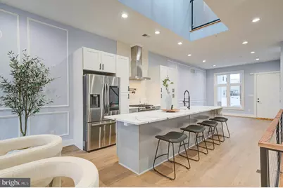 2318 E Hazzard Street, Philadelphia, PA 19125 - Photo 5