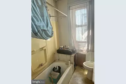 2241 N Lambert Street, Philadelphia, PA 19132 - Photo 9