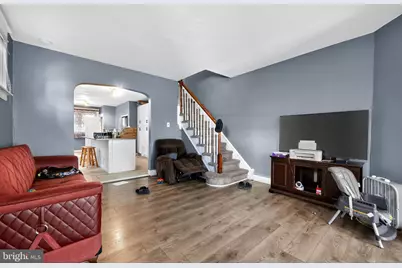 7009 Gillespie Street, Philadelphia, PA 19135 - Photo 3