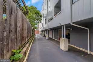 407 Salmon St, Philadelphia, PA 19125 - Photo 33