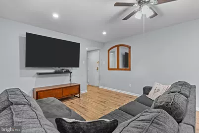 4000 Gypsy Lane #637, Philadelphia, PA 19129 - Photo 5