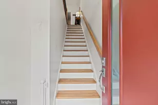 2015 S Hutchinson St, Philadelphia, PA 19148 - Photo 39