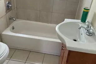 638 Cantrell St, Philadelphia, PA 19148 - Photo 3