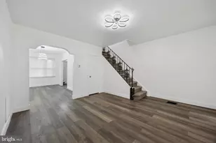 2515 S 68th St, Philadelphia, PA 19142 - Photo 3