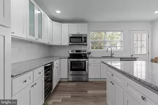 1119 E Hewson St, Philadelphia, PA 19125 - Photo 5