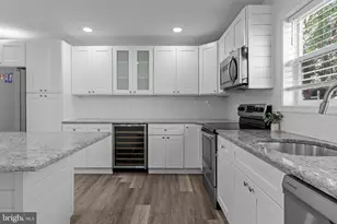 1119 E Hewson St, Philadelphia, PA 19125 - Photo 3