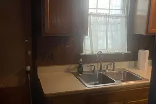2411 S 4th St, Philadelphia, PA 19148 - Photo 17
