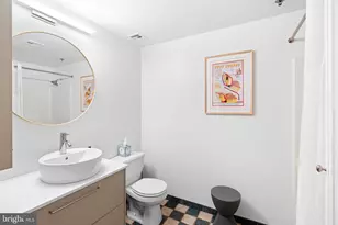 314 N 12th St, Philadelphia, PA 19107 - Photo 37