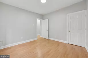 1020 S Bouvier St, Philadelphia, PA 19146 - Photo 11