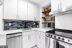 1903 Spruce St, Philadelphia, PA 19103 - Photo 7