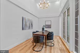 202 Spruce St, Philadelphia, PA 19106 - Photo 17