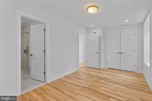 202 Spruce St, Philadelphia, PA 19106 - Photo 51