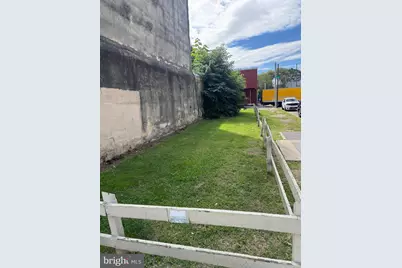 871 N 40th Street, Philadelphia, PA 19104 - Photo 3