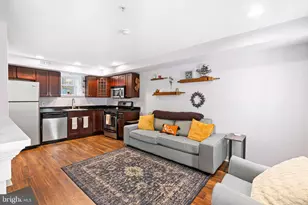 1027 N 4th St, Philadelphia, PA 19123 - Photo 3